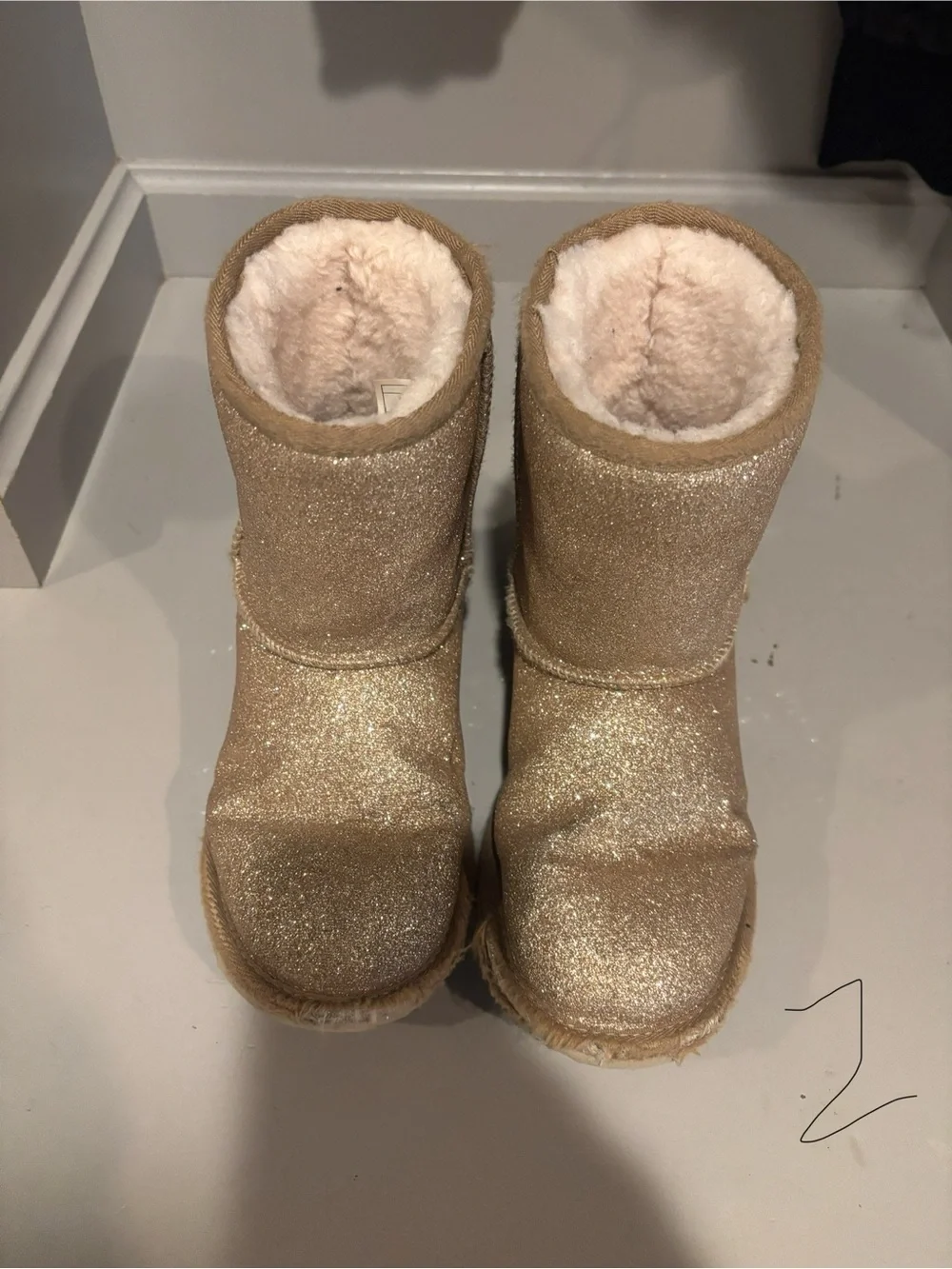 UGG Kids Glitter Gold Shearling-Lined Boots